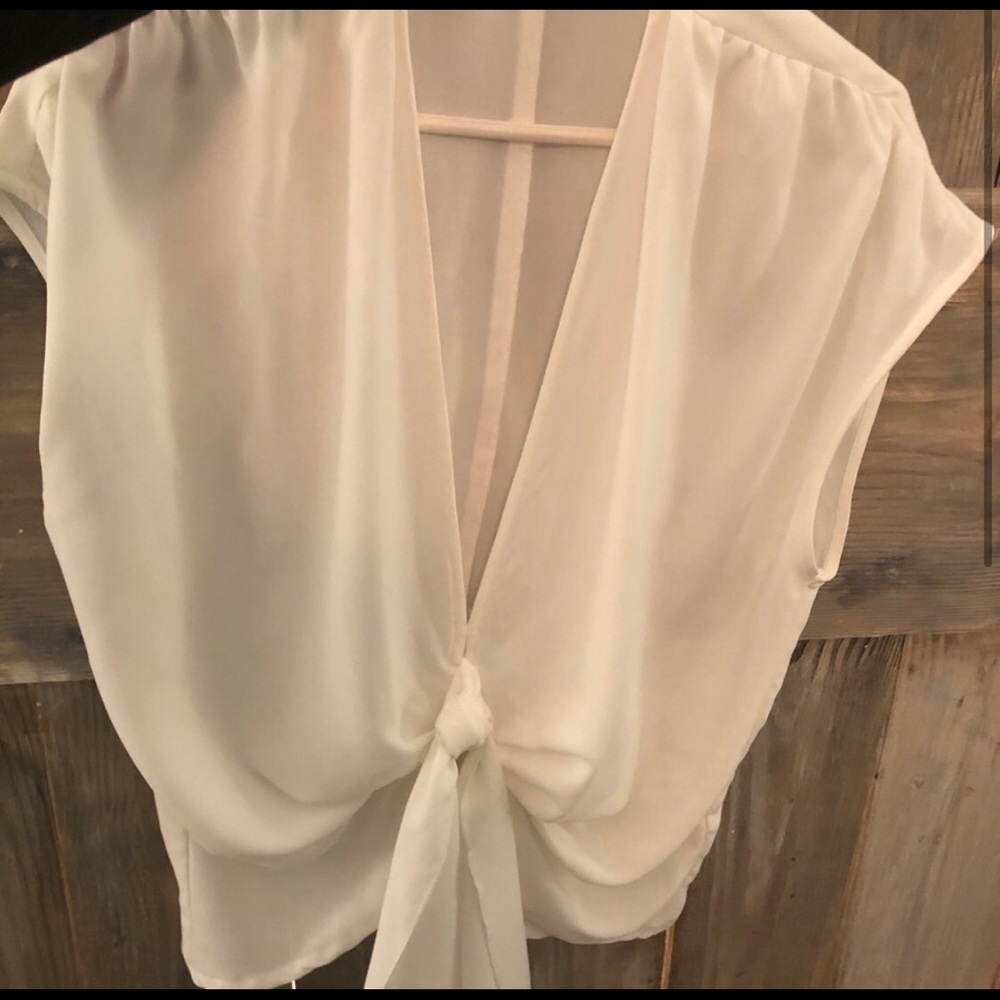 White front tie top!